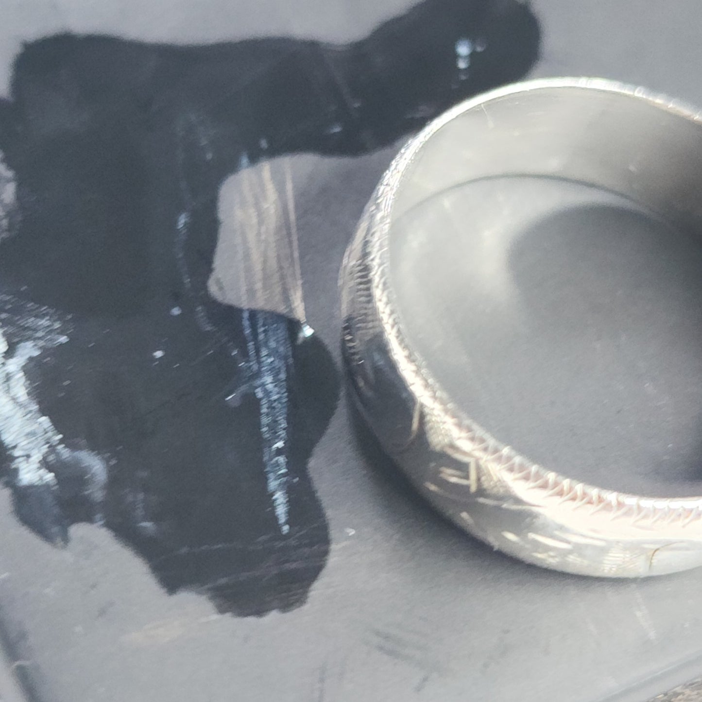 925 Sterling Silver Ring Band Abstract etching Vintage .925 Size 7